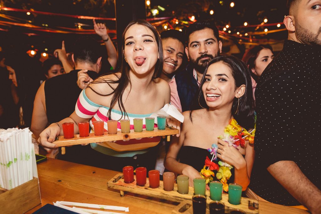 Nightlife Party Photographer | Antigua Guatemala 04