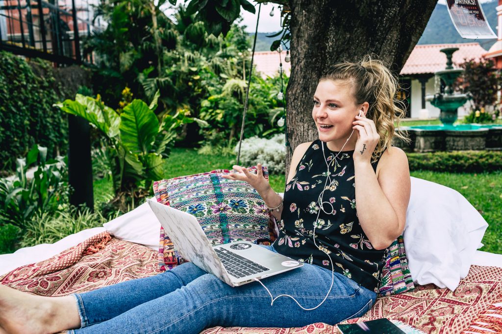 Branding Portrait | Taylor Lane - Female Entrepreneur | Digital Nomad Lifestyle | Antigua 07