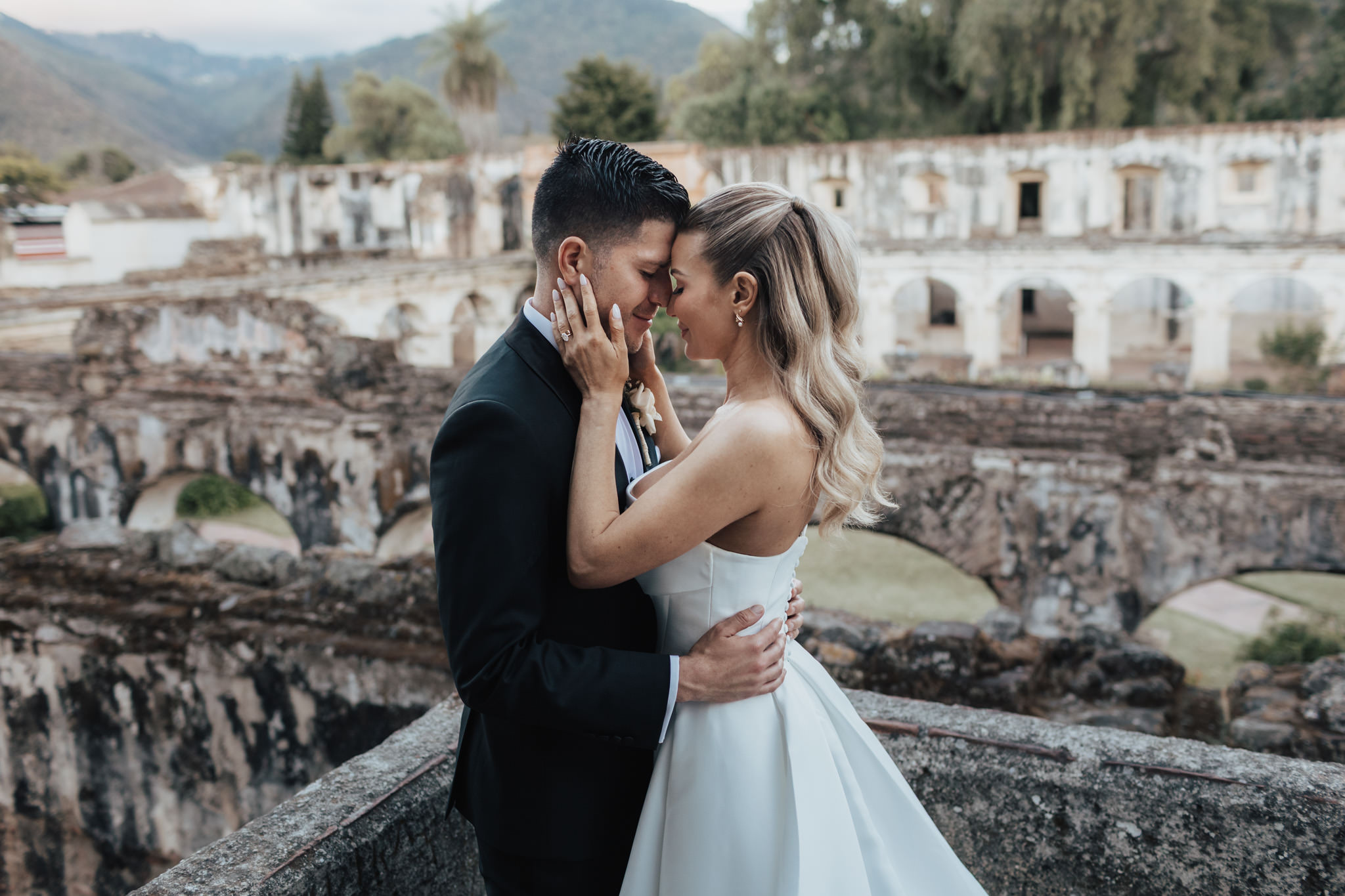 GracieJoshr-Antigua-Guatemala-SantaClara-Wedding-2025-108