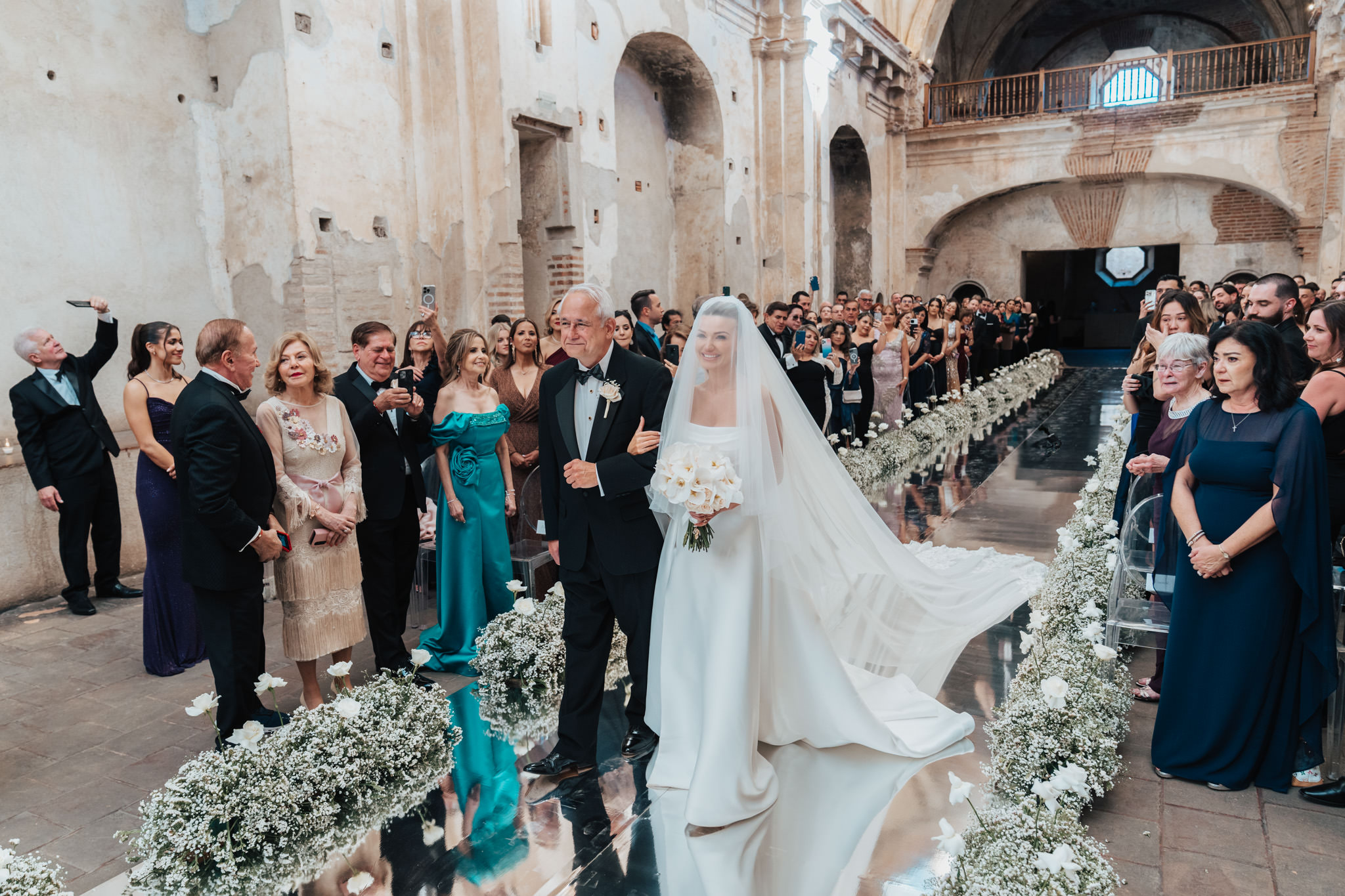 GracieJoshr-Antigua-Guatemala-SantaClara-Wedding-2025-47