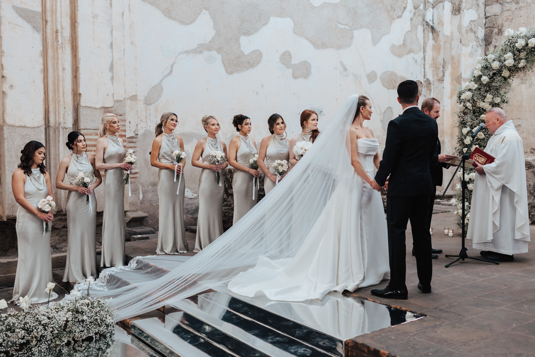 GracieJoshr-Antigua-Guatemala-SantaClara-Wedding-2025-58