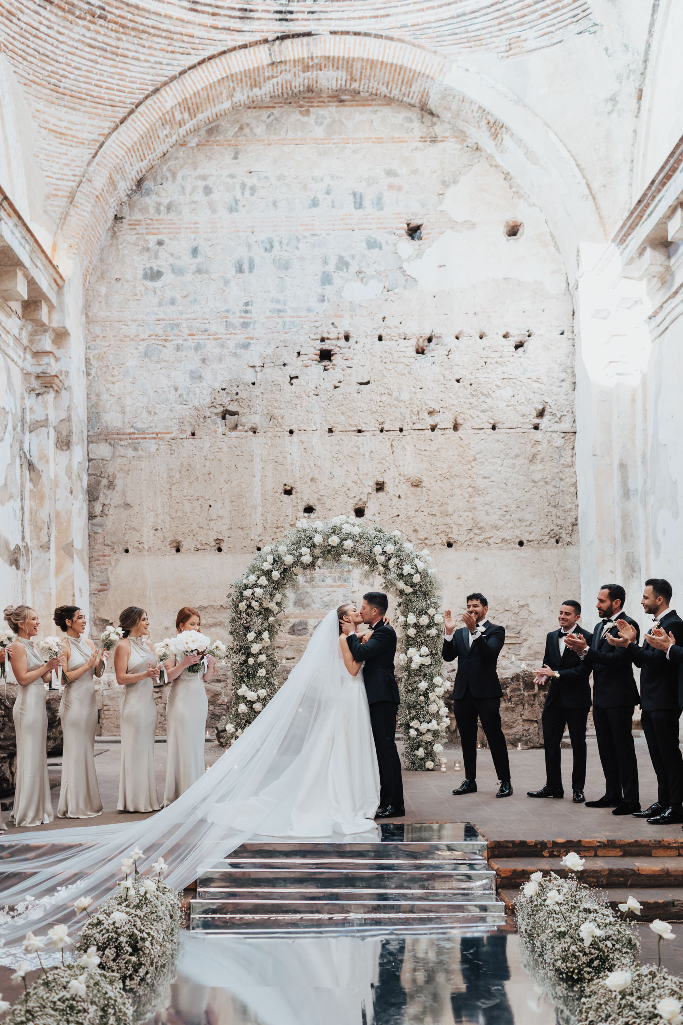 GracieJoshr-Antigua-Guatemala-SantaClara-Wedding-2025-69
