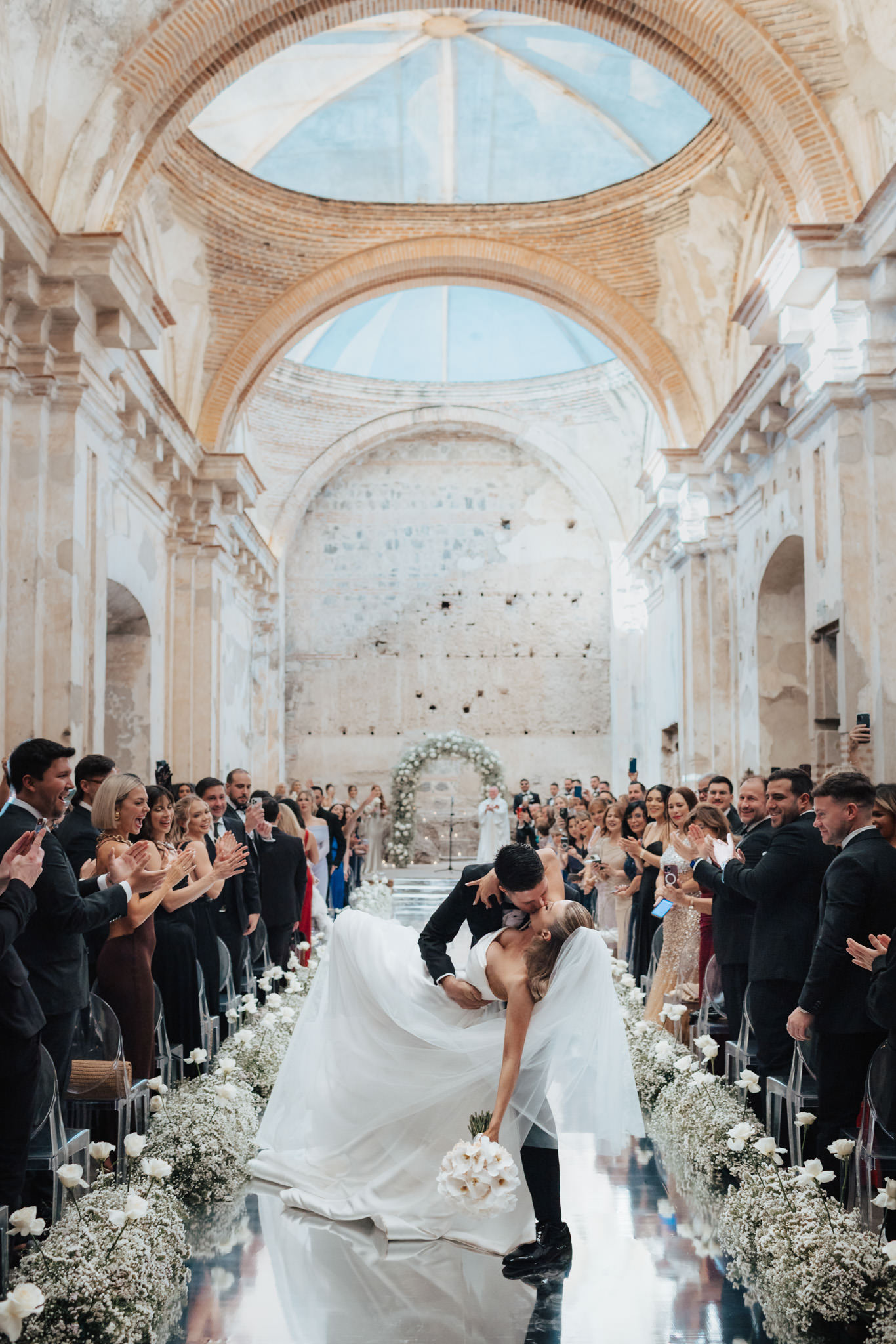 GracieJoshr-Antigua-Guatemala-SantaClara-Wedding-2025-77