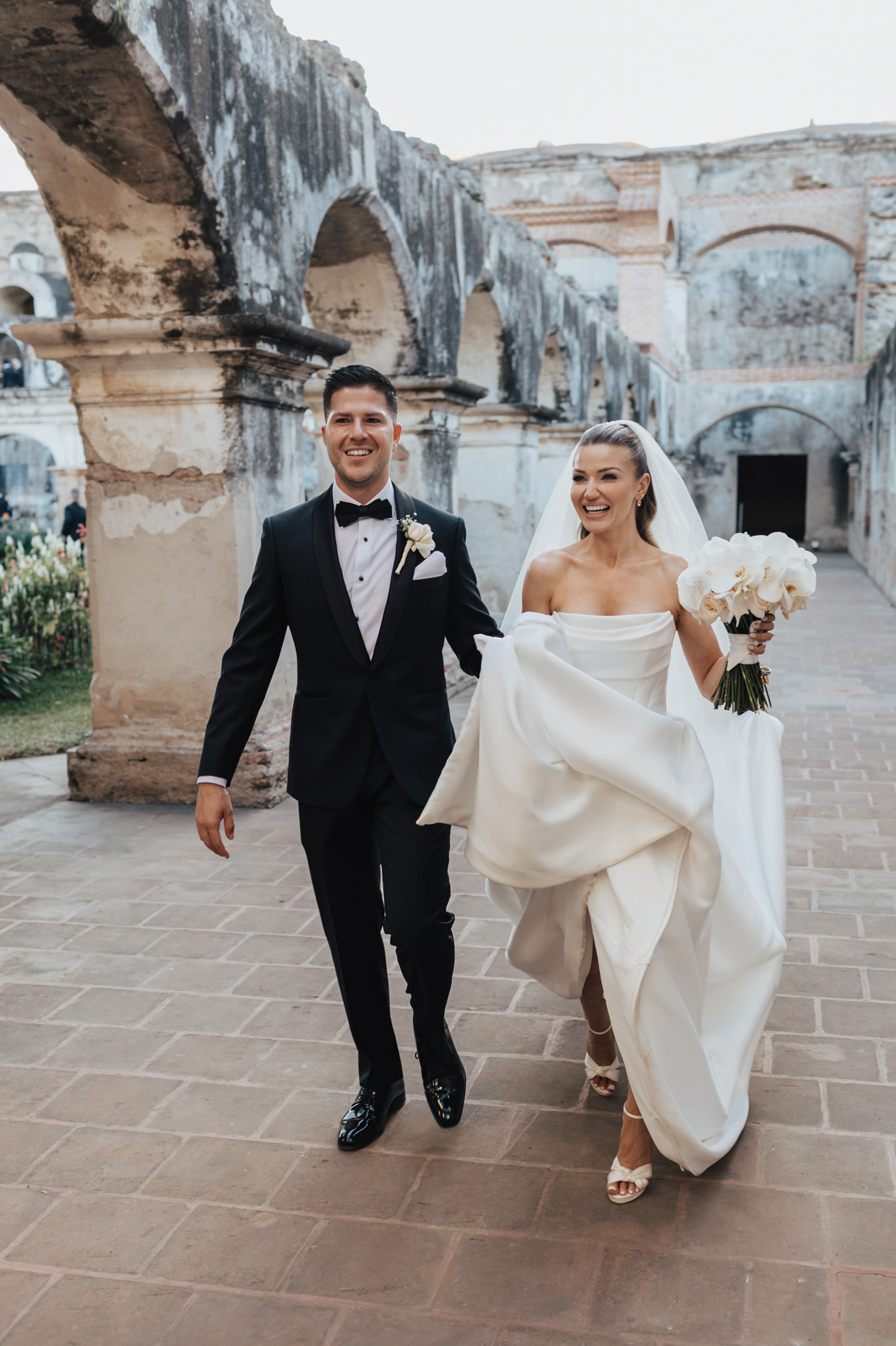 GracieJoshr-Antigua-Guatemala-SantaClara-Wedding-2025-81